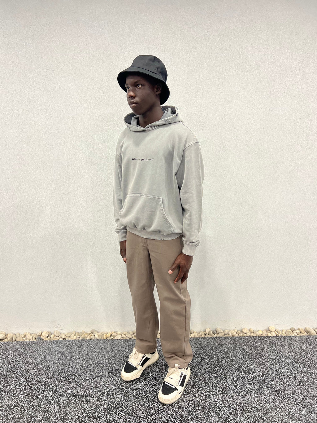 Le snow washed distressed hoodie