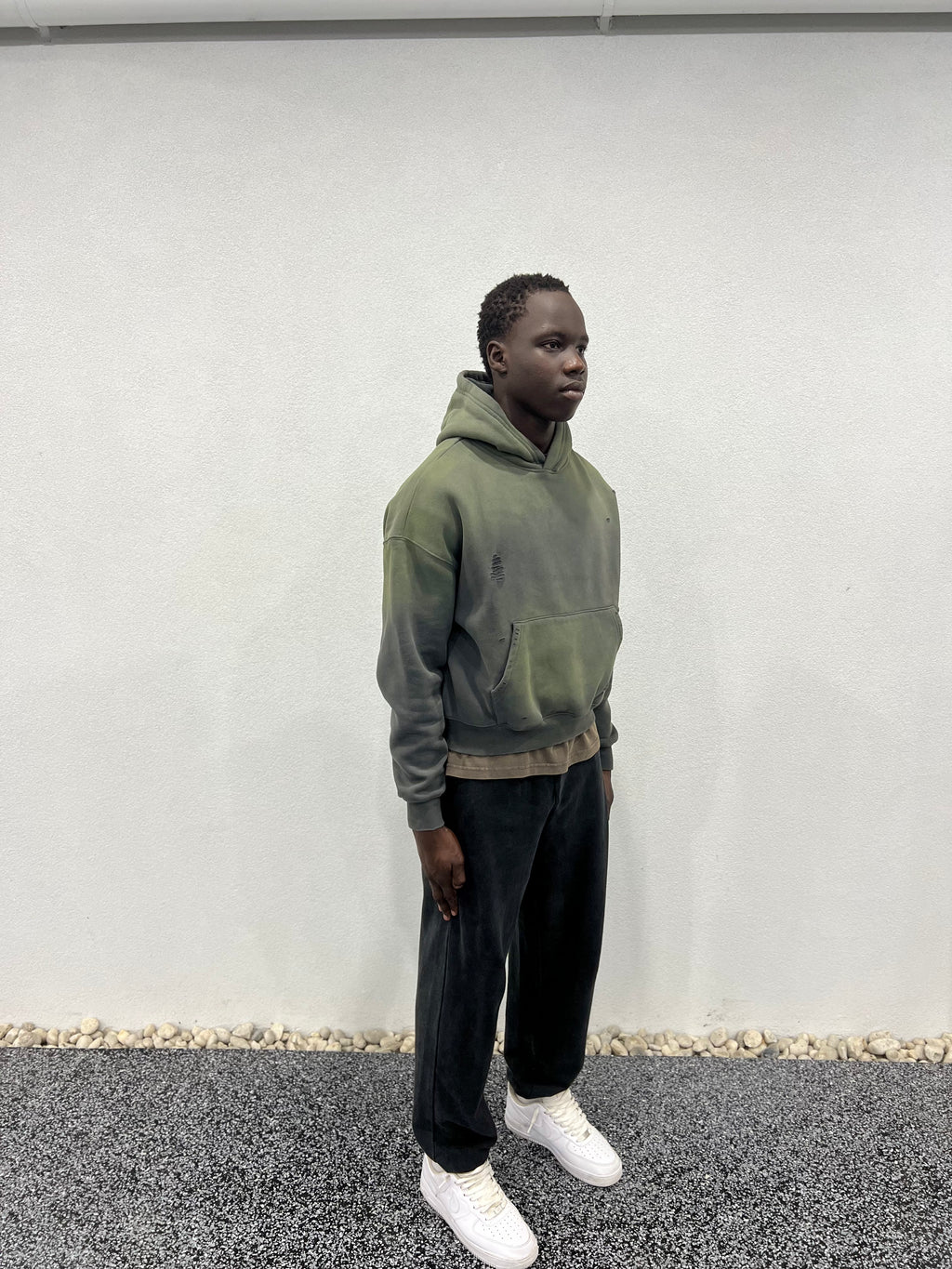 Le frayed fleece hood