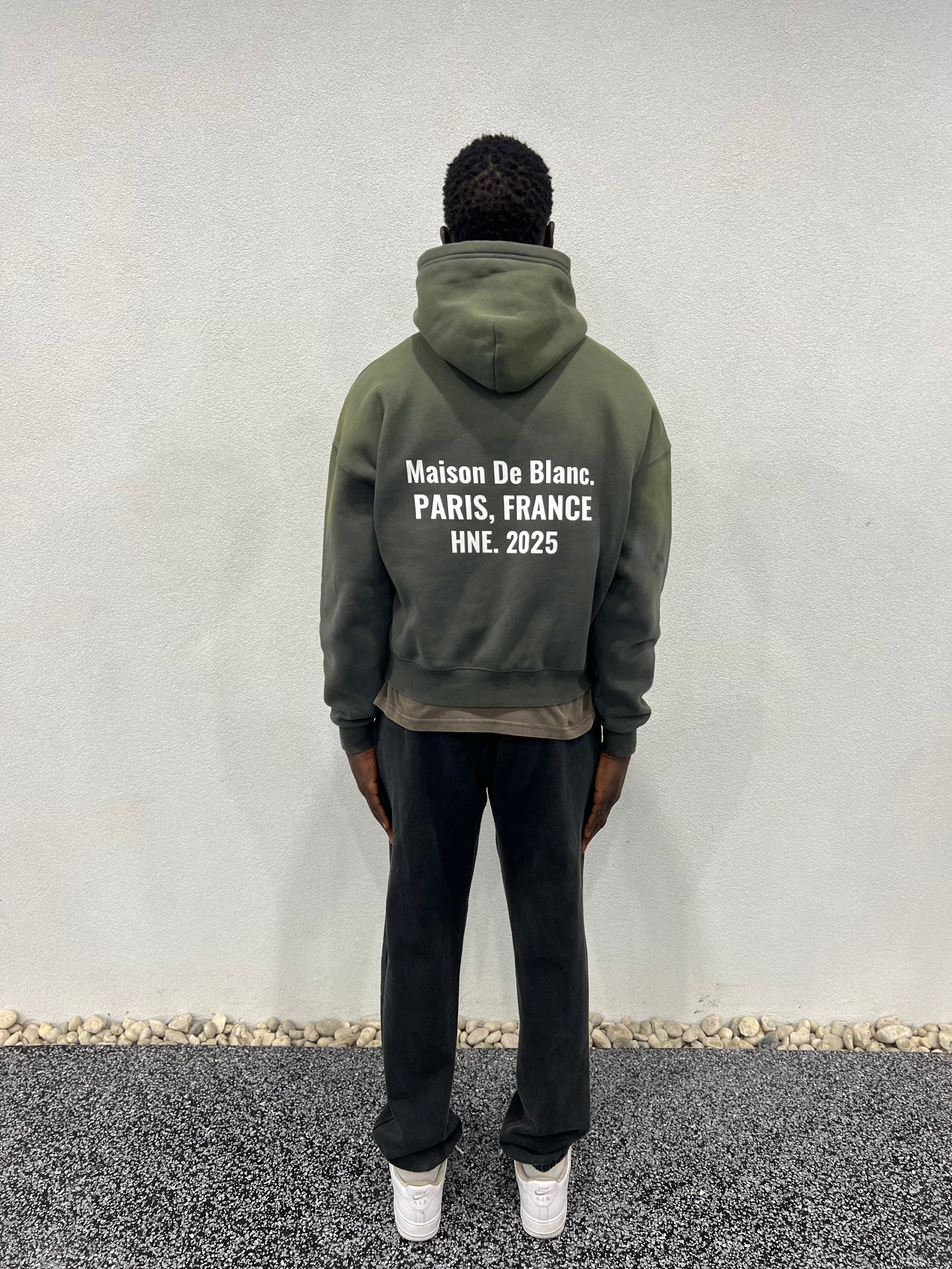 Le frayed fleece hood